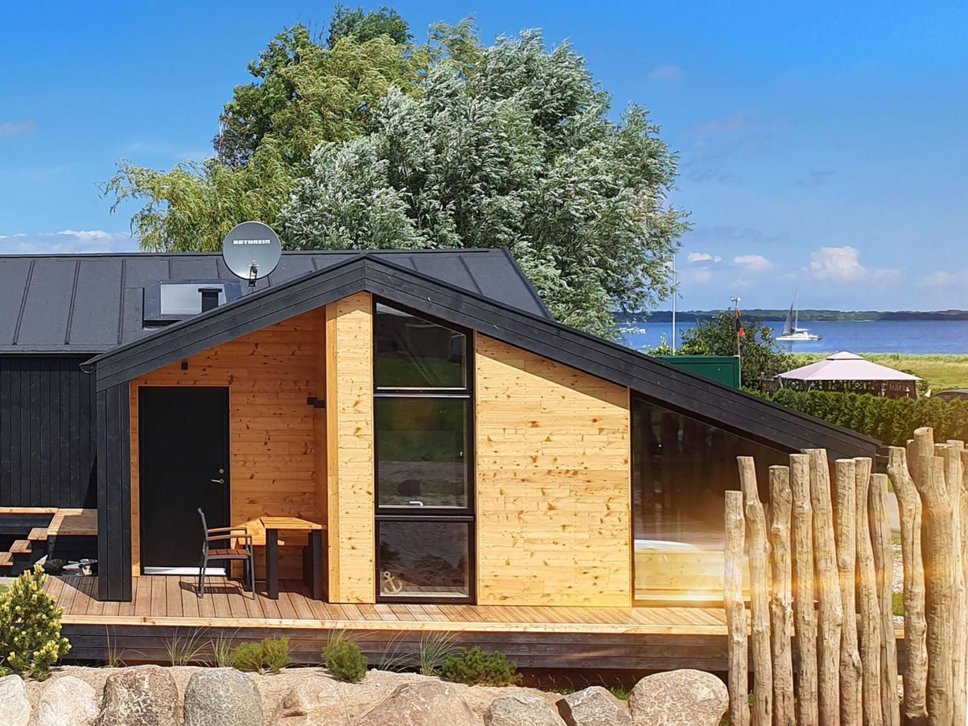 Werder Chalet -- Wolke 7 -- Ostsee-Strand 150M I Sauna I Ekamin I Tiny House Fuer 2 Personen I By "Meyers Am Meer" Boiensdorf Kültér fotó